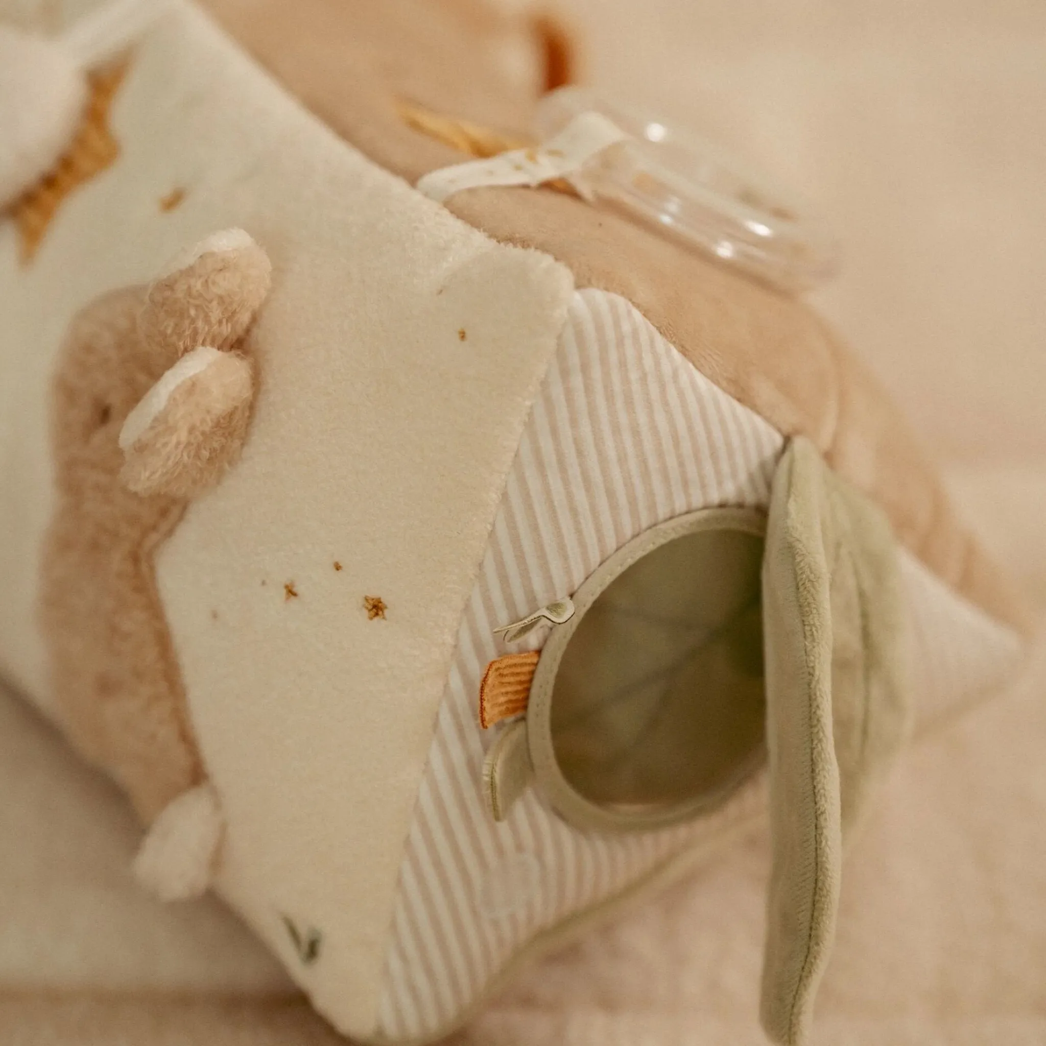 Little Dutch Activities triangle - White - Newborn Naturals Discount