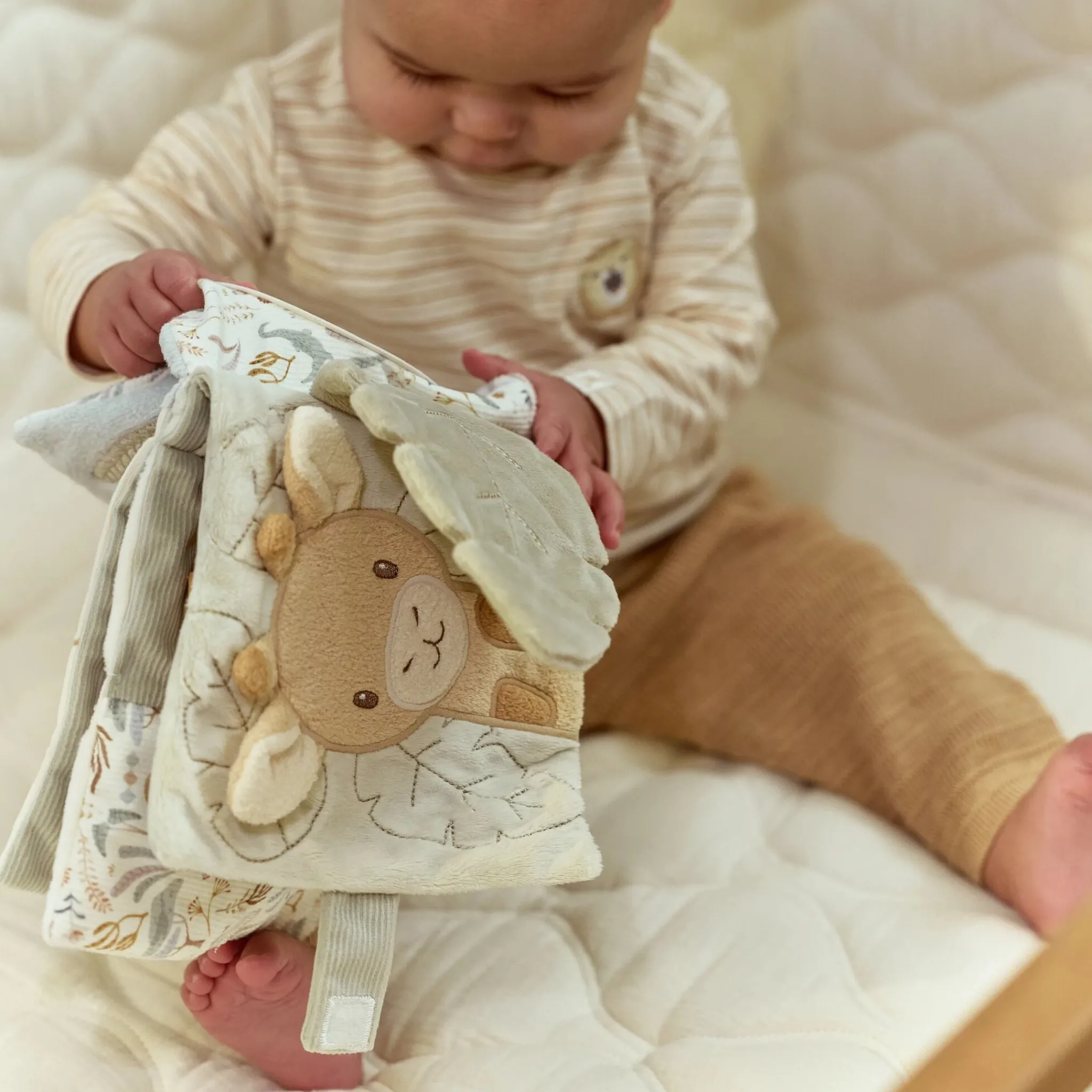 Little Dutch Activity booklet Clearance
