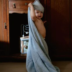 Little Dutch Bath cape - Blue - 75 x 75 - Essentials Clearance