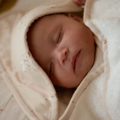 Little Dutch Bath cape - White - 75 x 75 - Newborn Naturals - Little Goose Discount