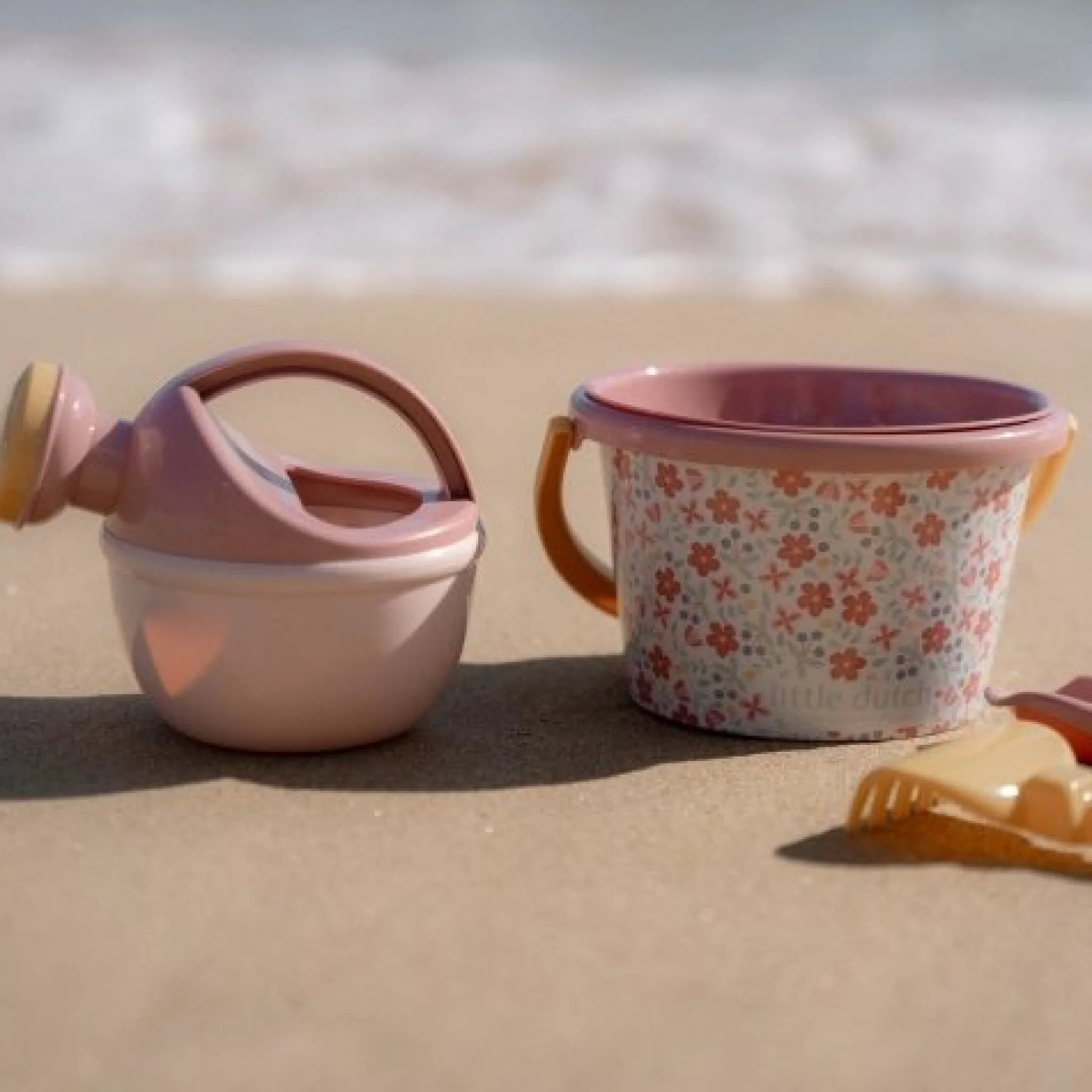 Little Dutch Beach set Pink Flowers Set of 5 Clearance