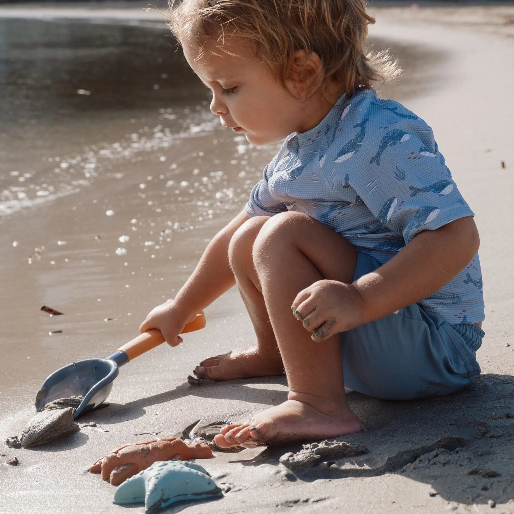 Little Dutch Beach Set Shovel and Sand Molds - Blue - Ocean World Online