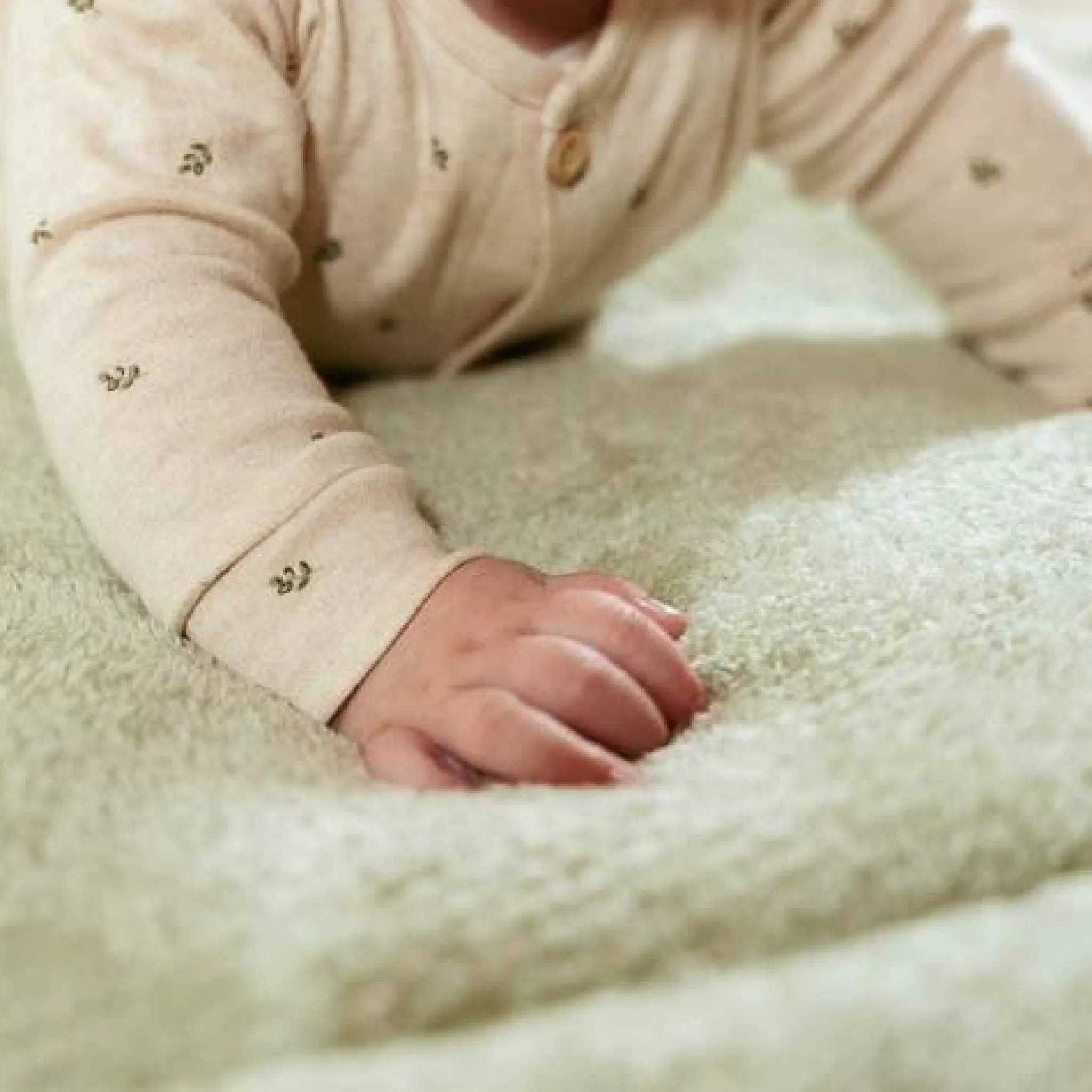 Little Dutch Box suit - Sand - Little Farm Discount