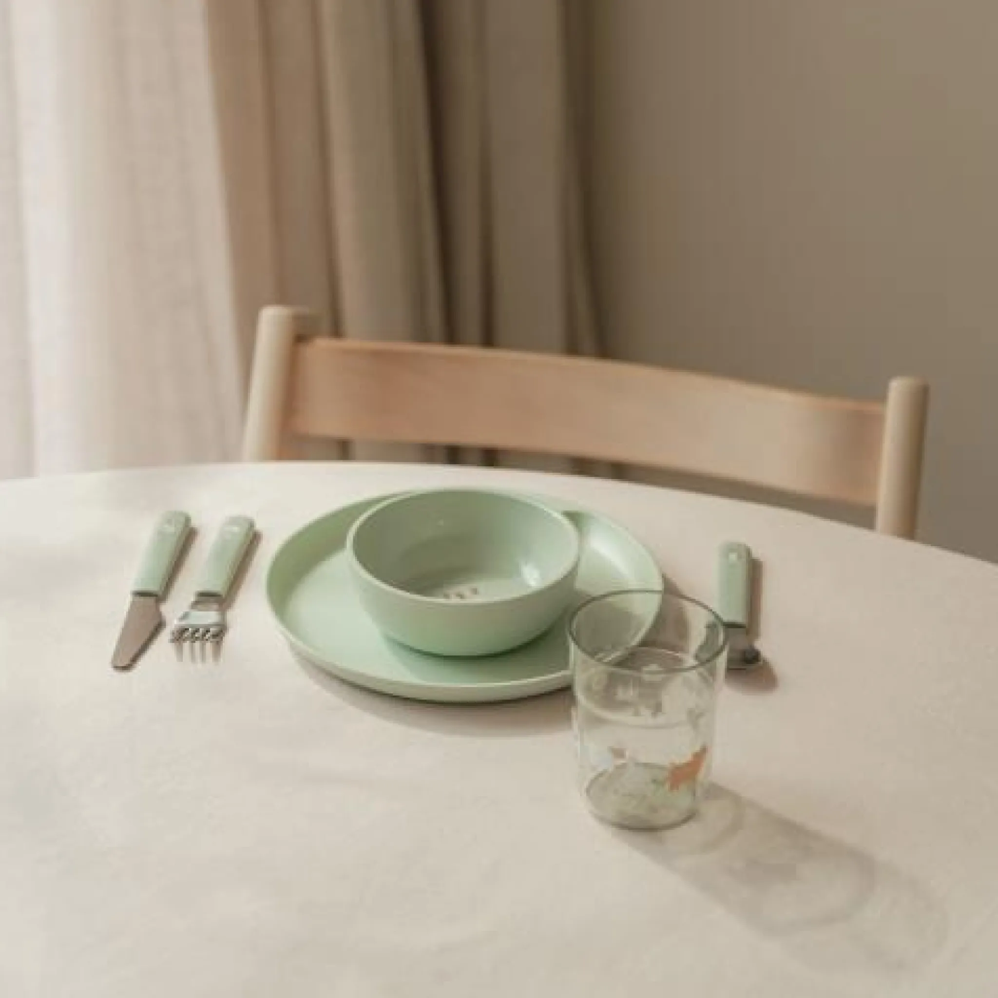 Little Dutch Children's plate - Green - Little Farm Clearance