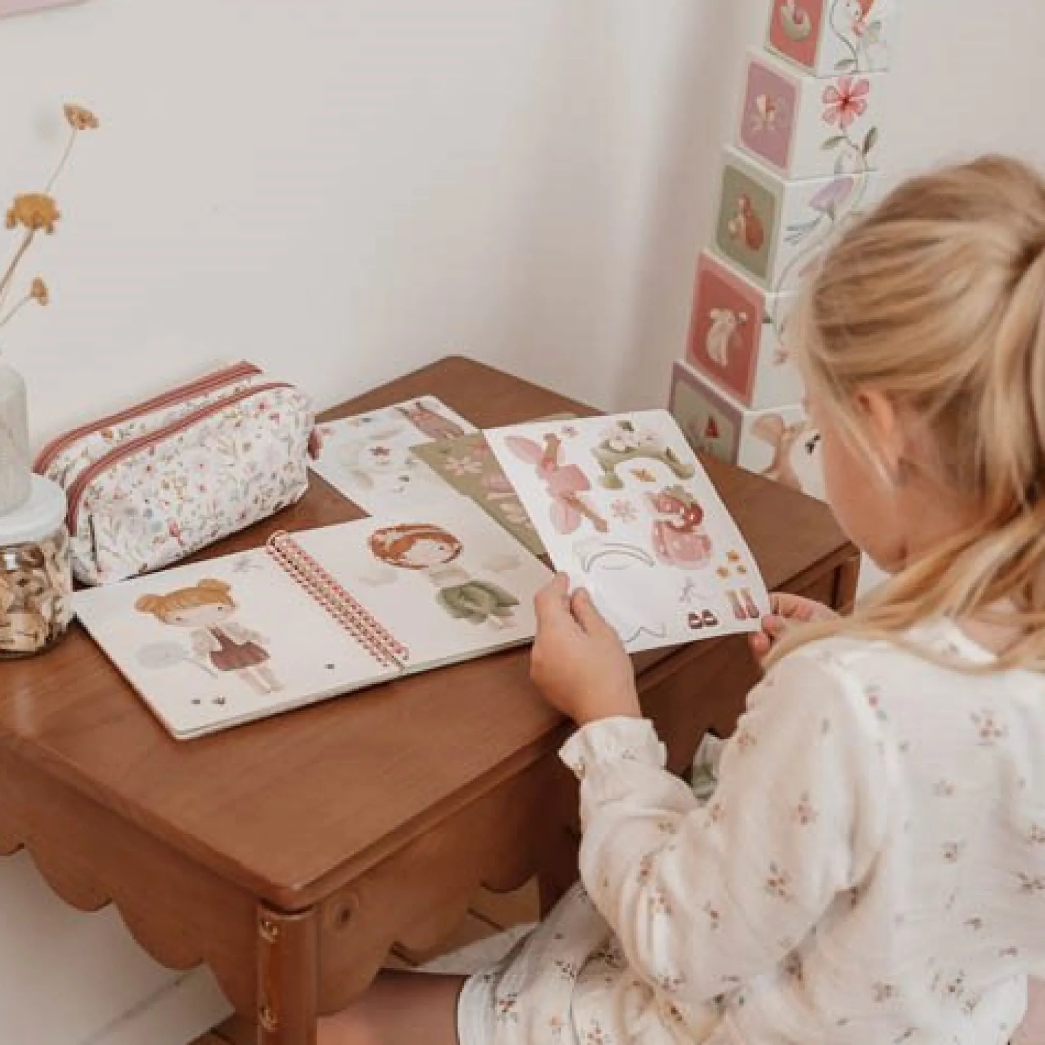 Little Dutch Dress-up and sticker book - Fairy Garden