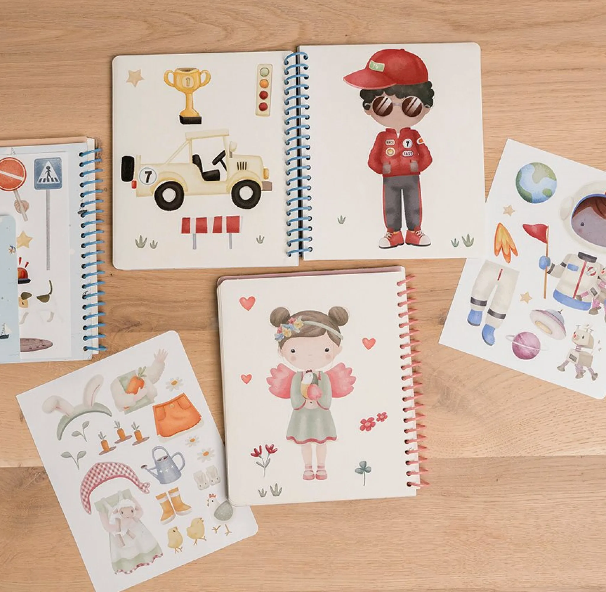 Little Dutch Dress-up and Sticker Book Jim & Friends Online