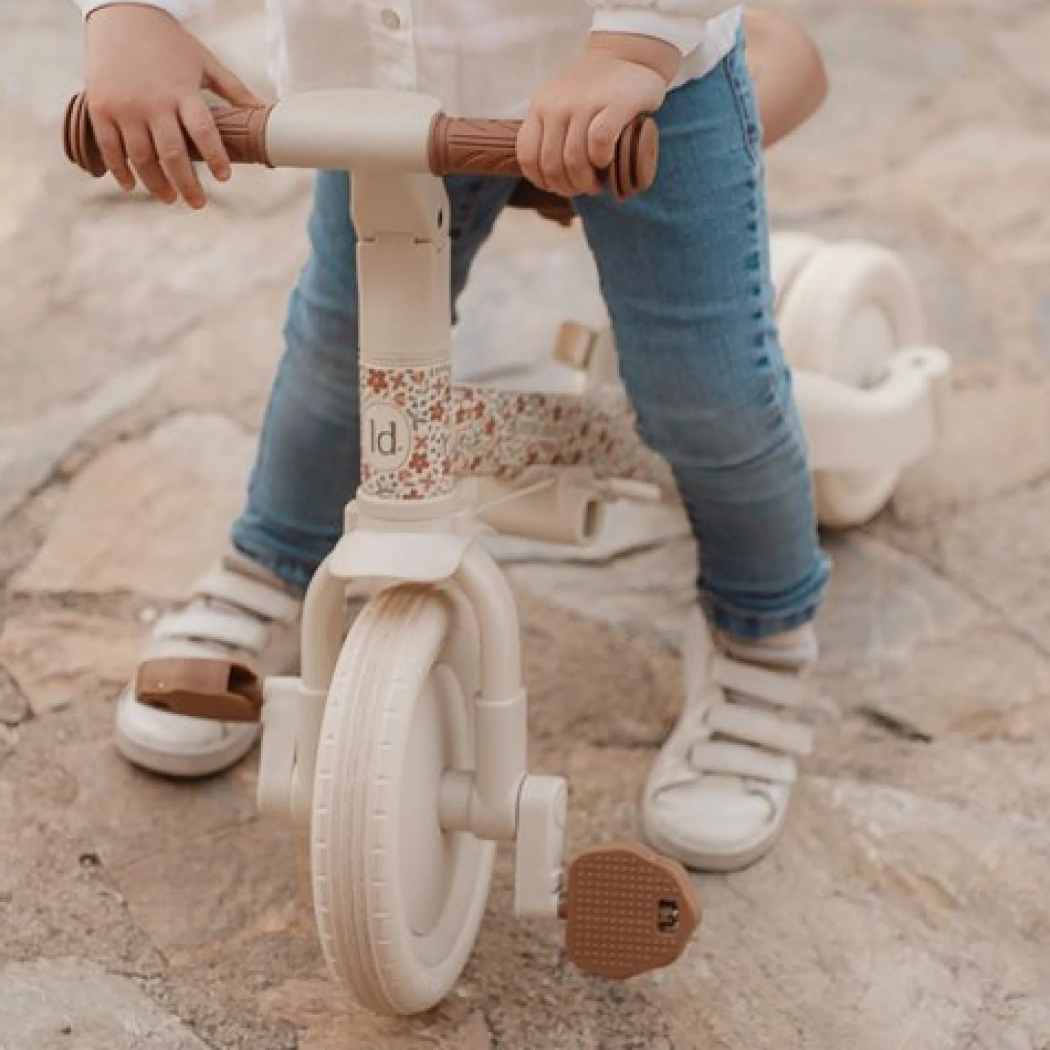 Little Dutch 4 in 1 tricycle off white Online