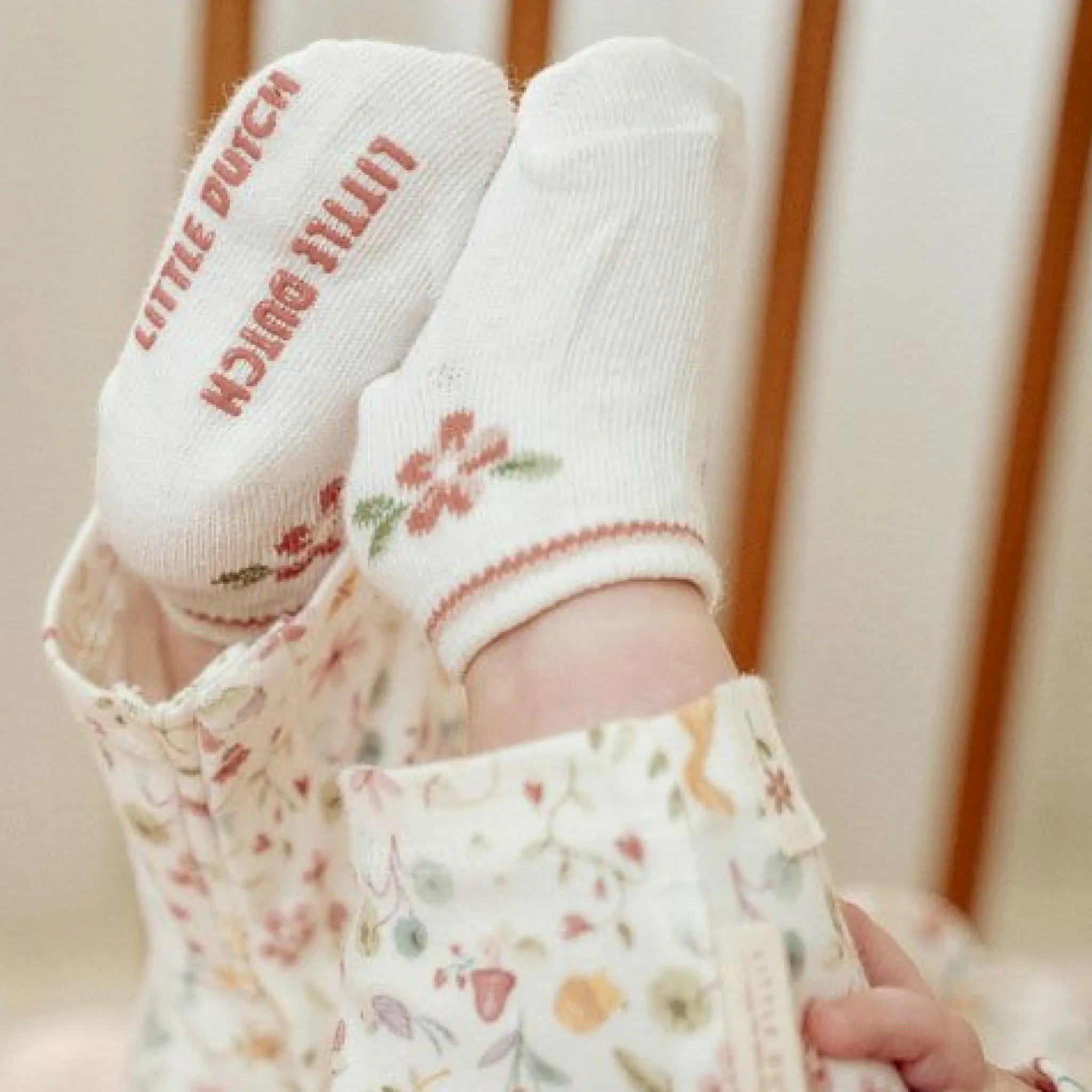 Little Dutch Legging - White - Fairy Garden Clearance