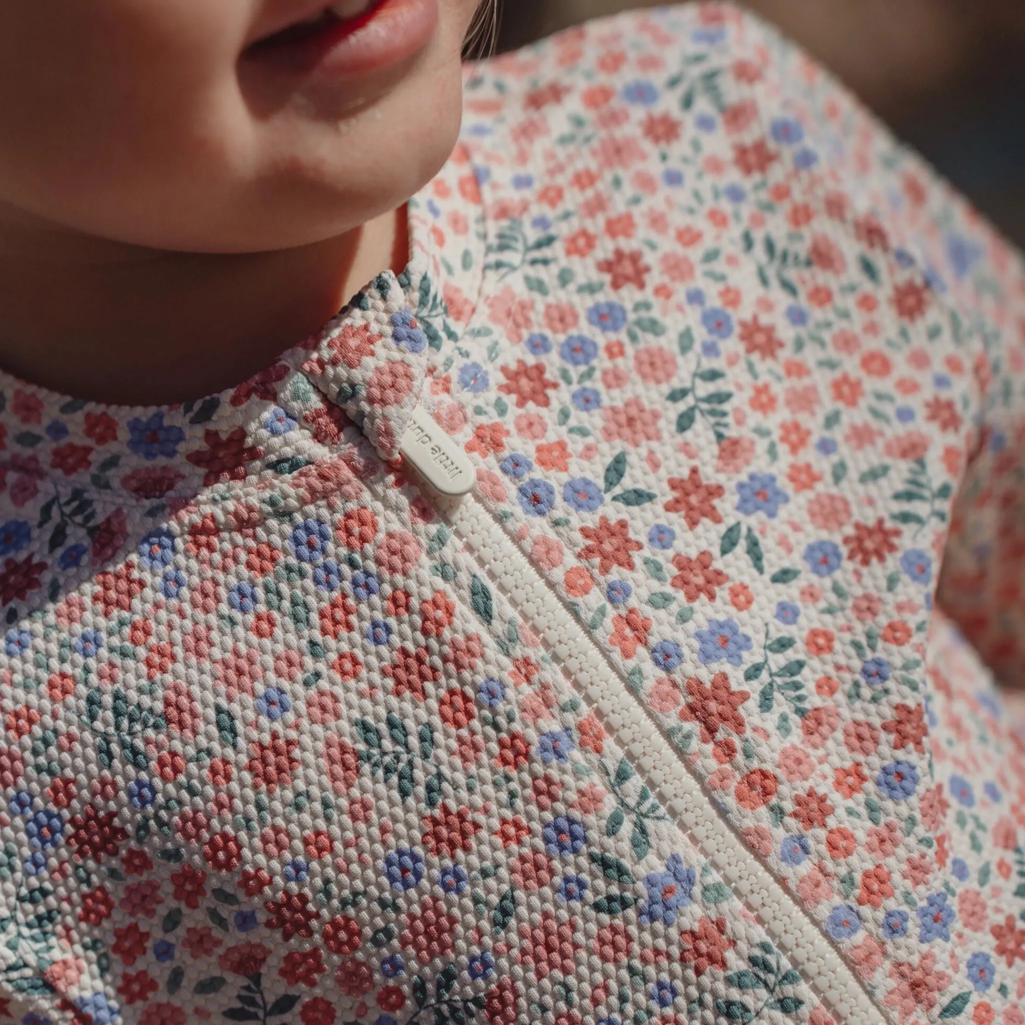 Little Dutch Long sleeve swim shirt - Floral print Hot