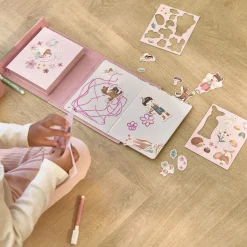 Little Dutch Magnetic activity book - Rosa Clearance