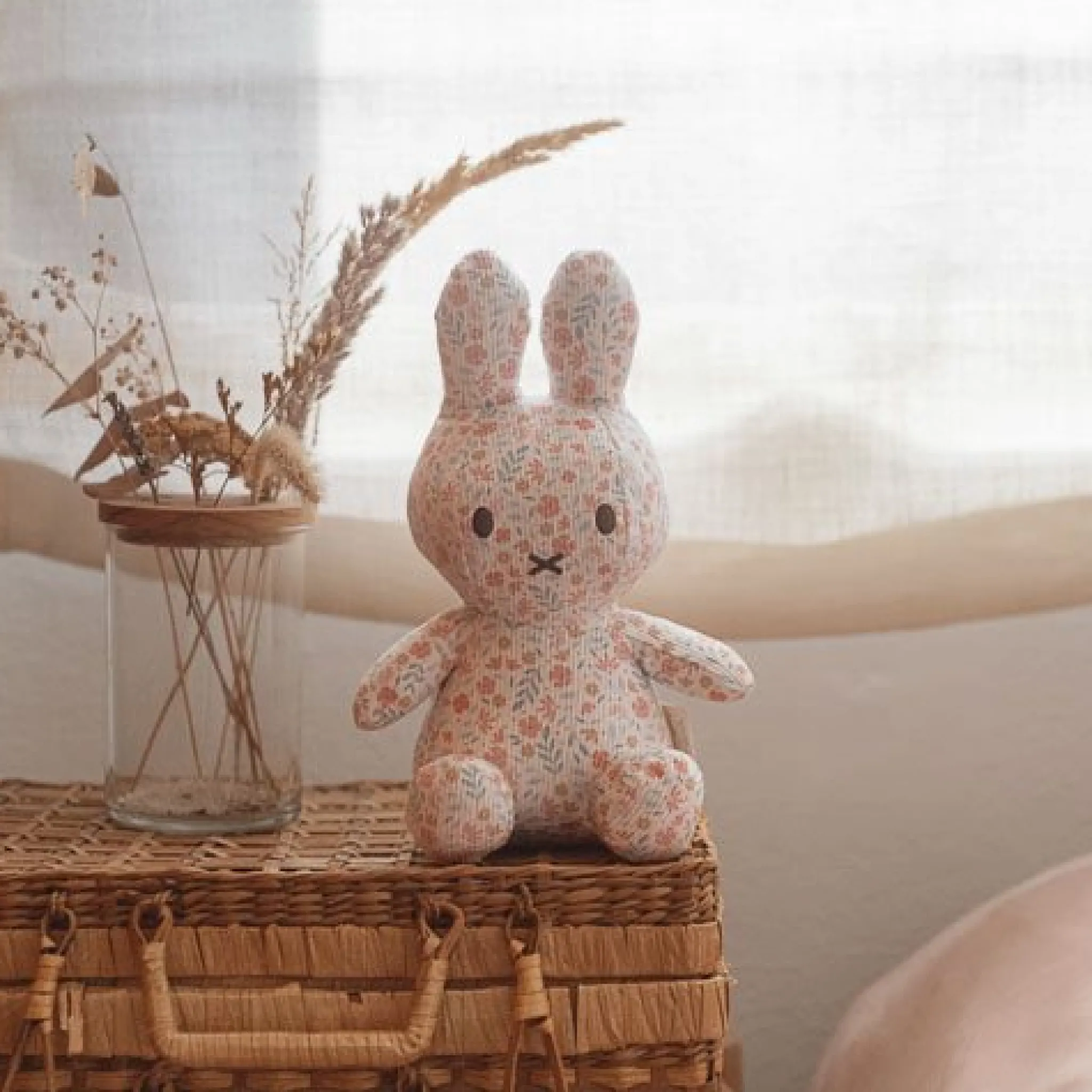 Little Dutch miffy cuddle all-over print 20 cm - Pink - Lucky Blossom Best