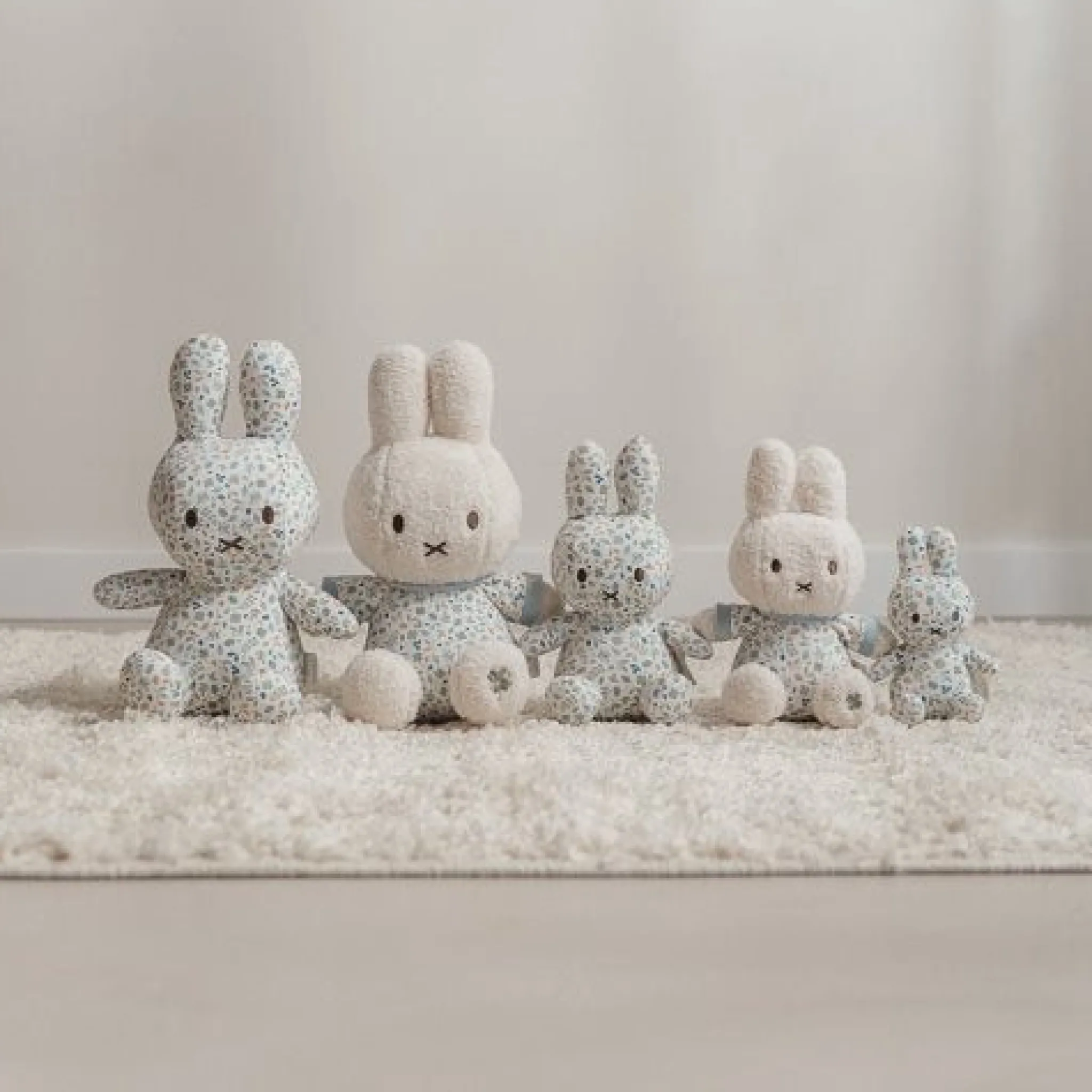 Little Dutch miffy cuddle all-over print 20 cm - Blue - Lucky Leaves Best