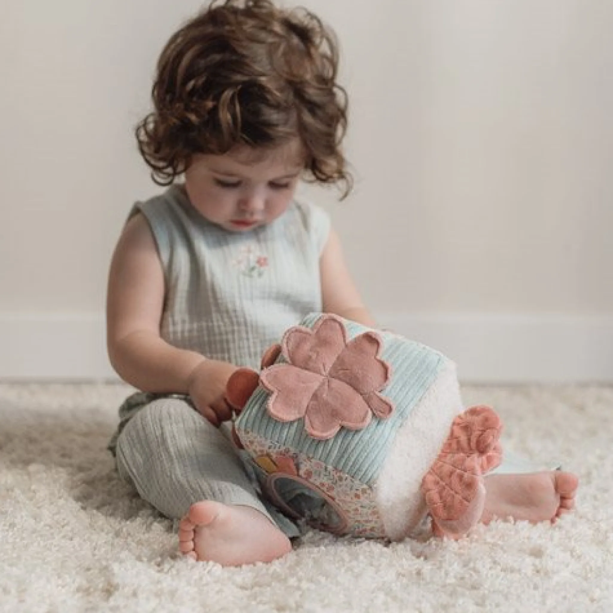 Little Dutch nijntje activity cube - Pink - Lucky Blossom Online