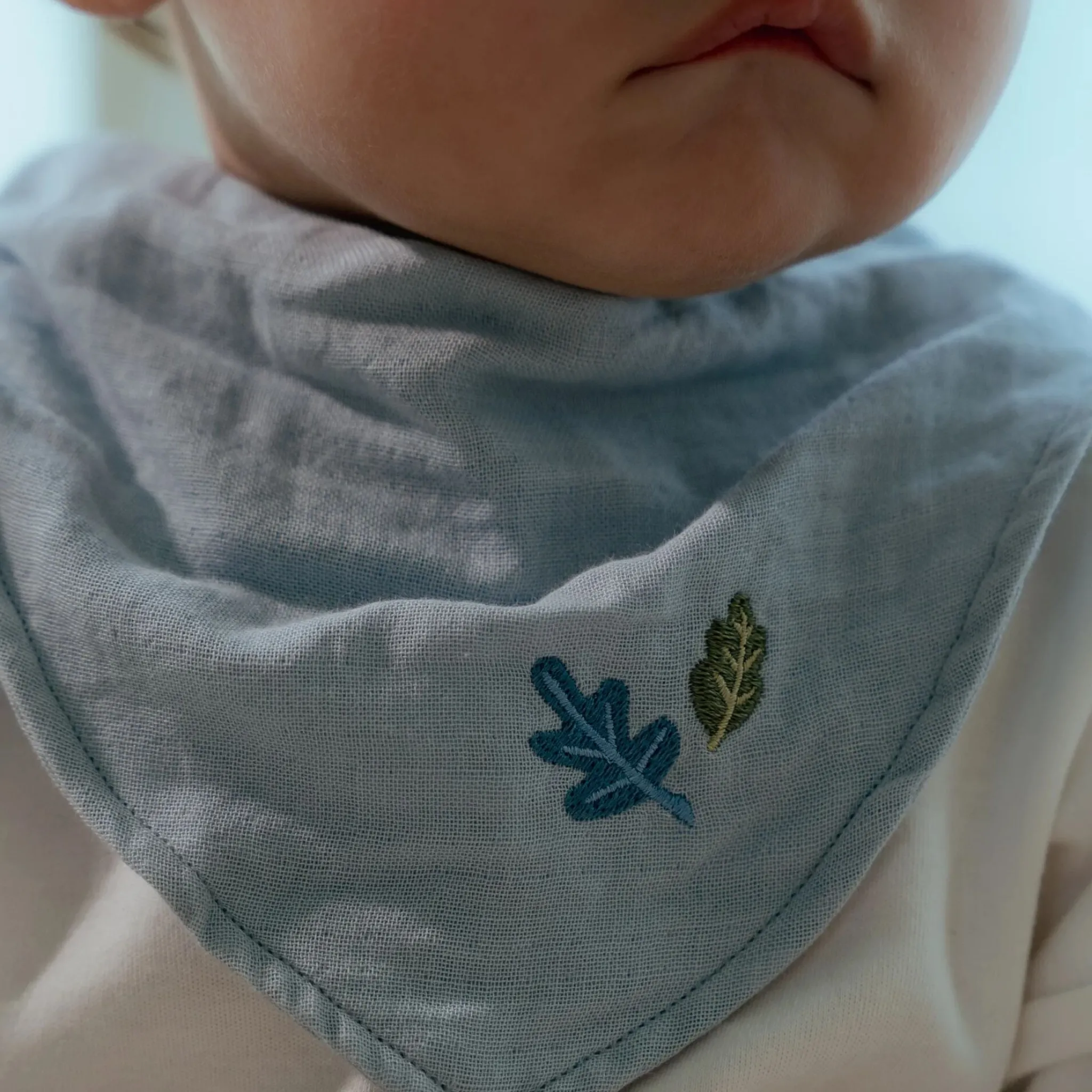 Little Dutch 2-pack bandana bib - Blue - Essentials Discount