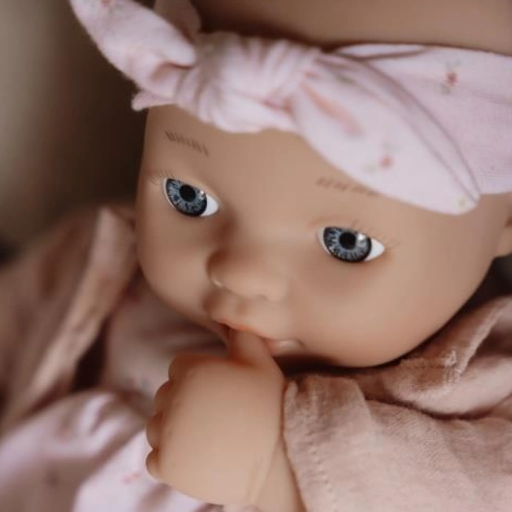Little Dutch Pop baby Lily - Multicolored - Essentials Hot