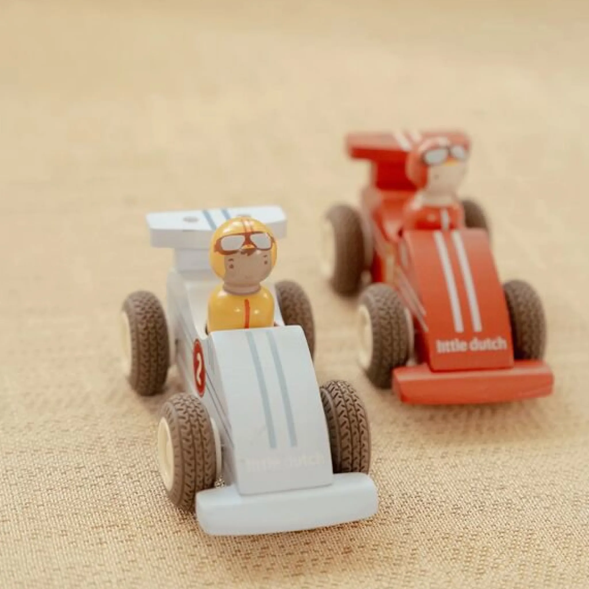 Little Dutch Pullback race cars - Multicolored - Essentials Best