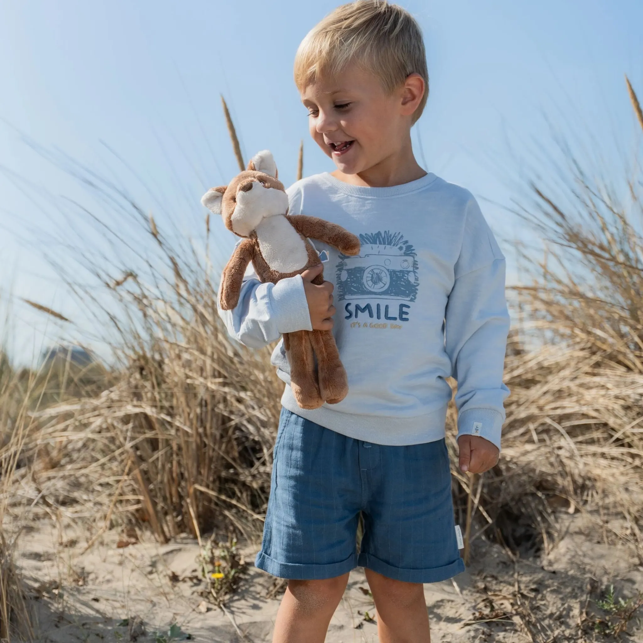 Little Dutch Shorts linen - Blue Clearance