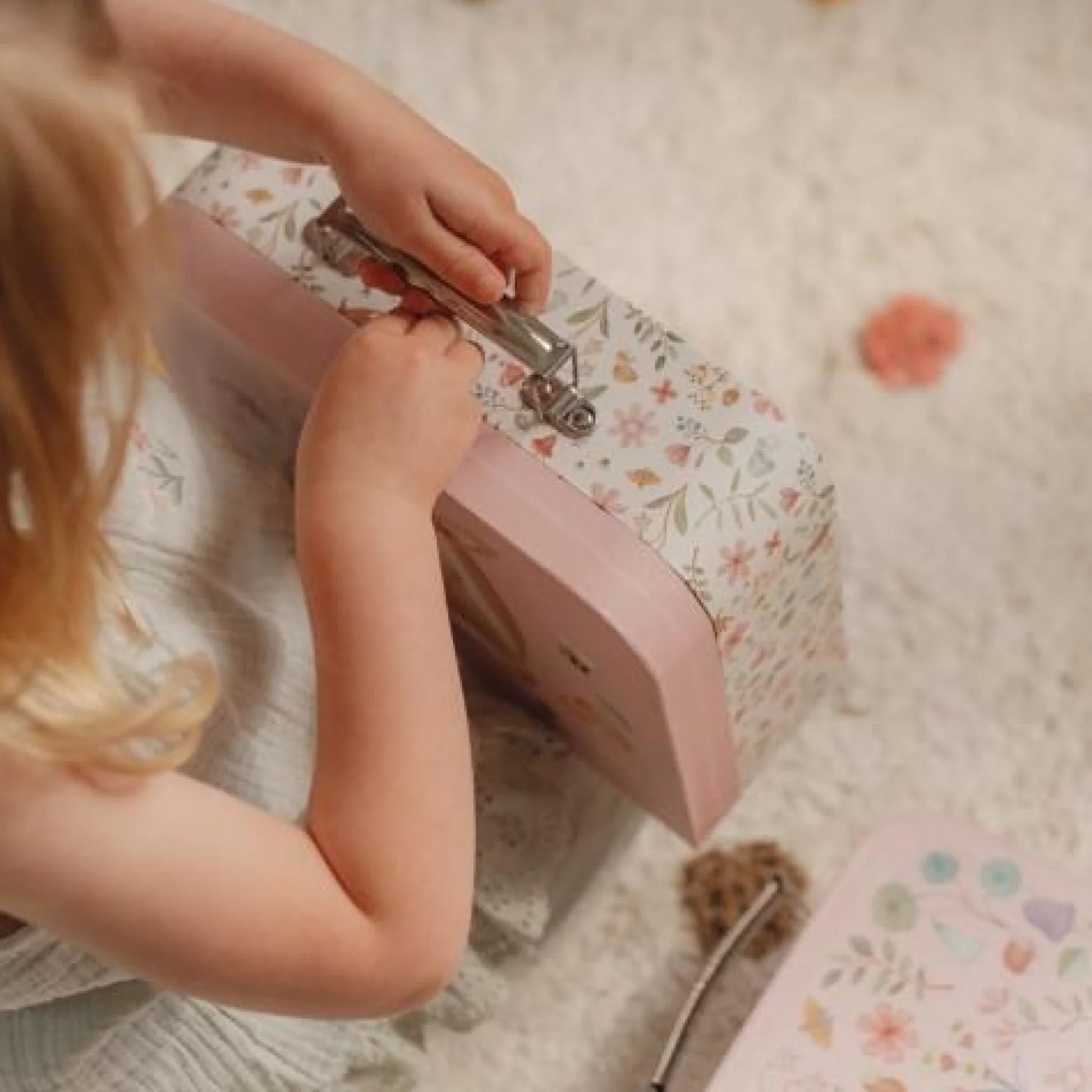Little Dutch Suitcase - Pink - Fairy Garden