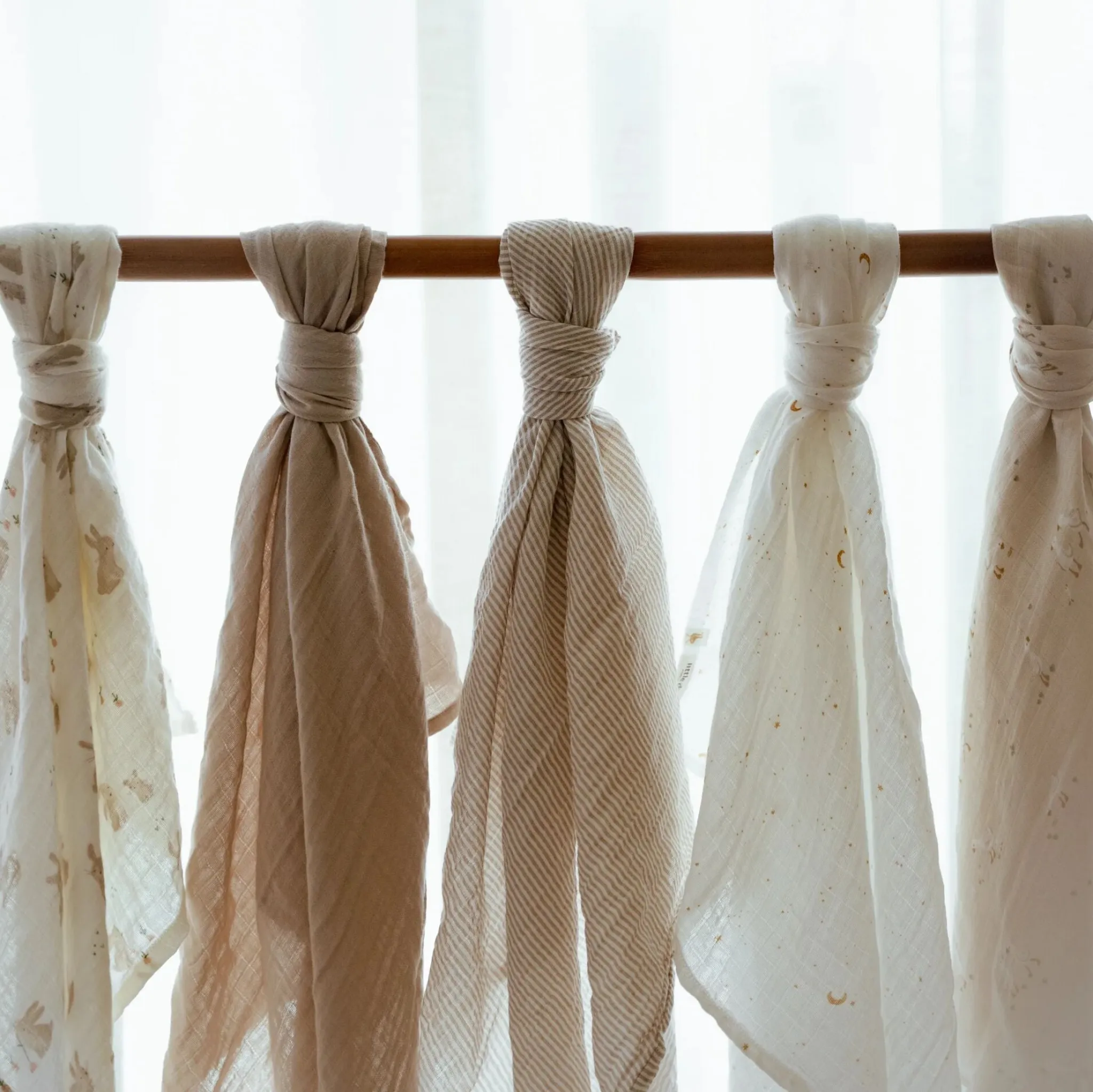Little Dutch Swaddle - White - 120 cm - Newborn Naturals - Baby Bunny Online