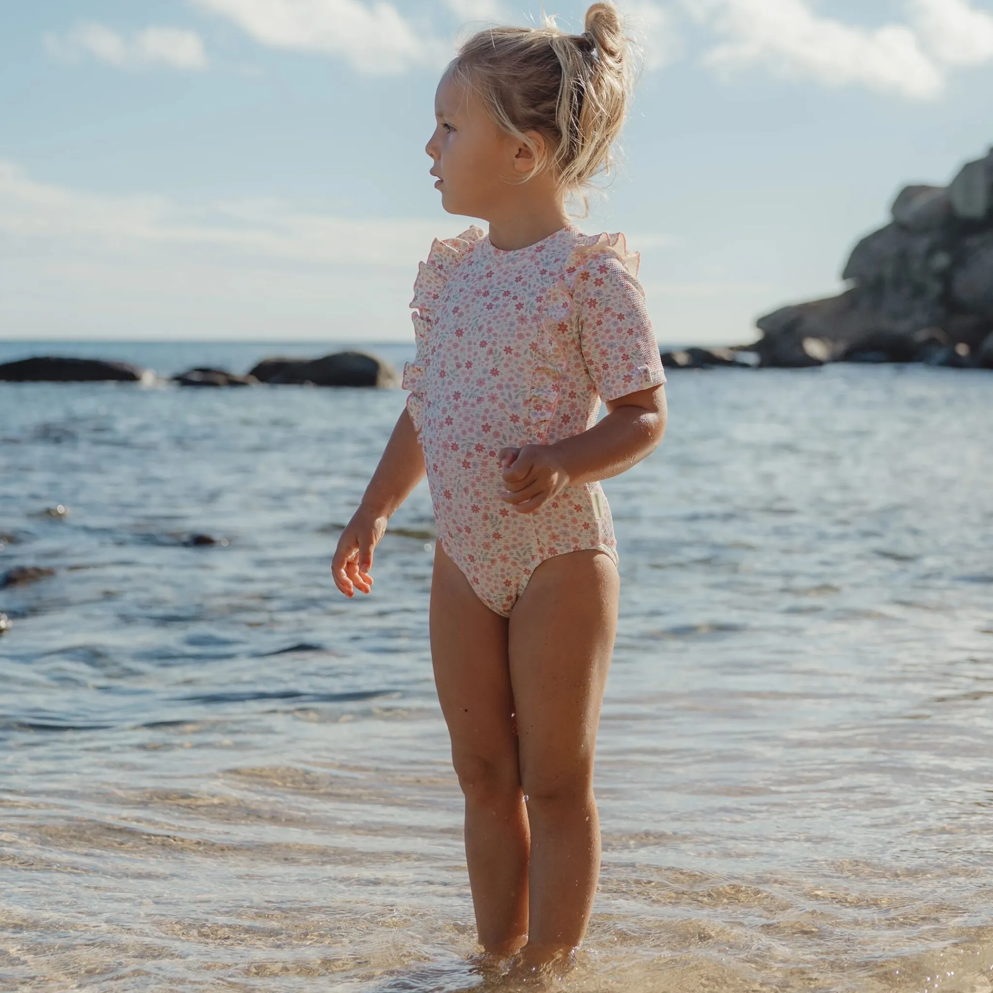 Little Dutch Swimsuit short sleeves - Floral print
